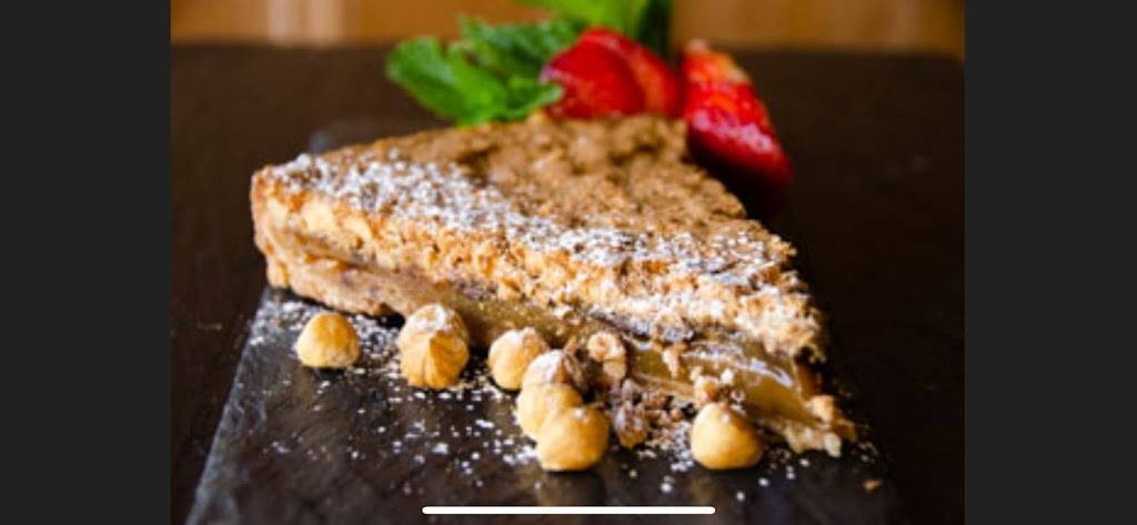 Alexanders | restaurant | 105 S Jefferson St, Roanoke, VA 24011, USA | 5409826983 OR +1 540-982-6983