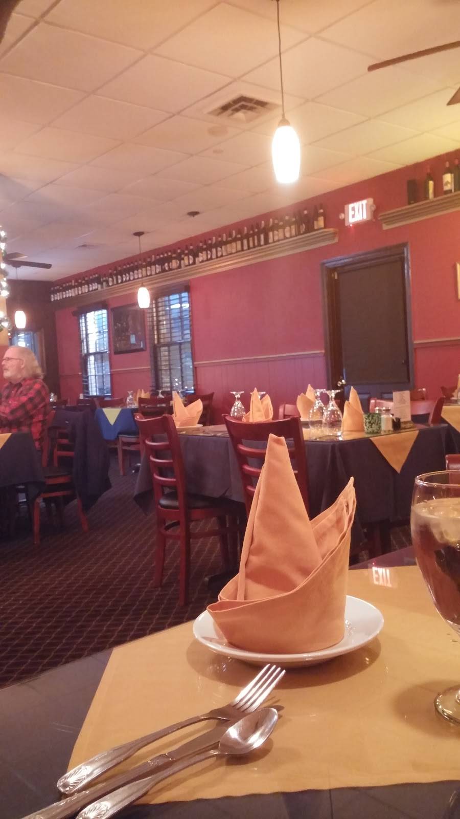 Kenders Indian Palace | restaurant | 833 E Center St, Wallingford, CT 06492, USA | 2037937926 OR +1 203-793-7926