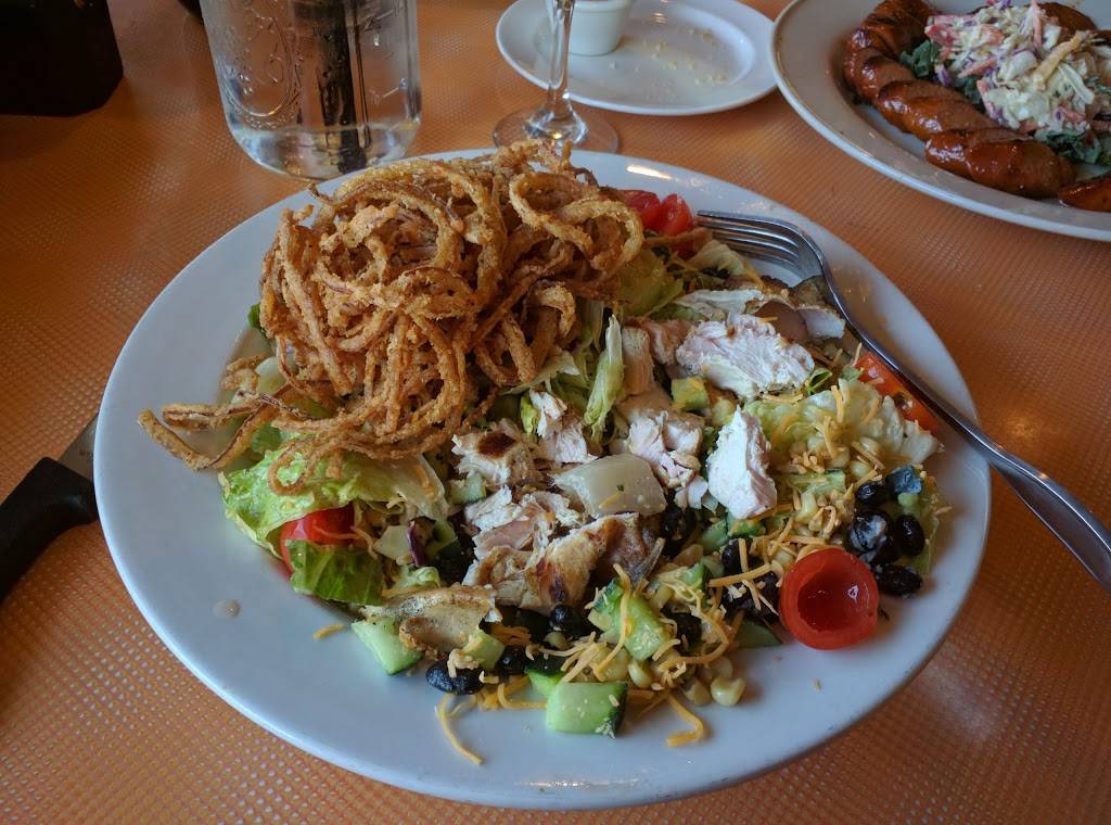 Lucilles Smokehouse Bar-B-Que | restaurant | 6628 Lonetree Blvd, Rocklin, CA 95765, USA | 9167807427 OR +1 916-780-7427