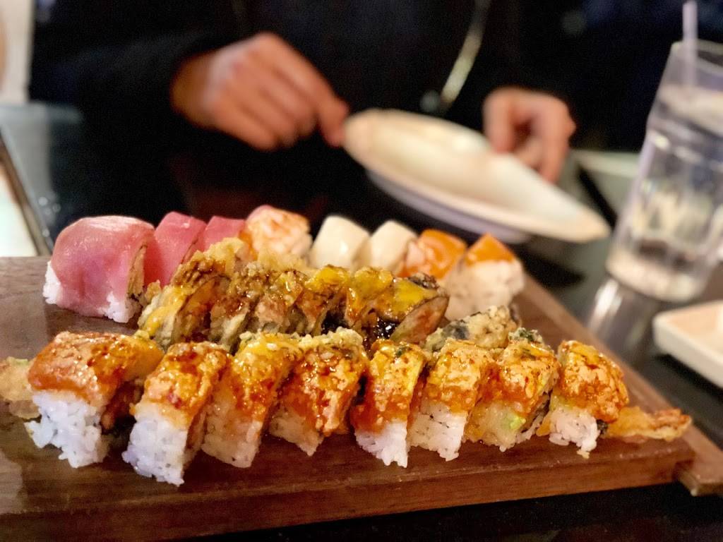 Arigato Sushi | restaurant | 2121 Golden Centre Ln #70, Gold River, CA 95670, USA | 9166354704 OR +1 916-635-4704