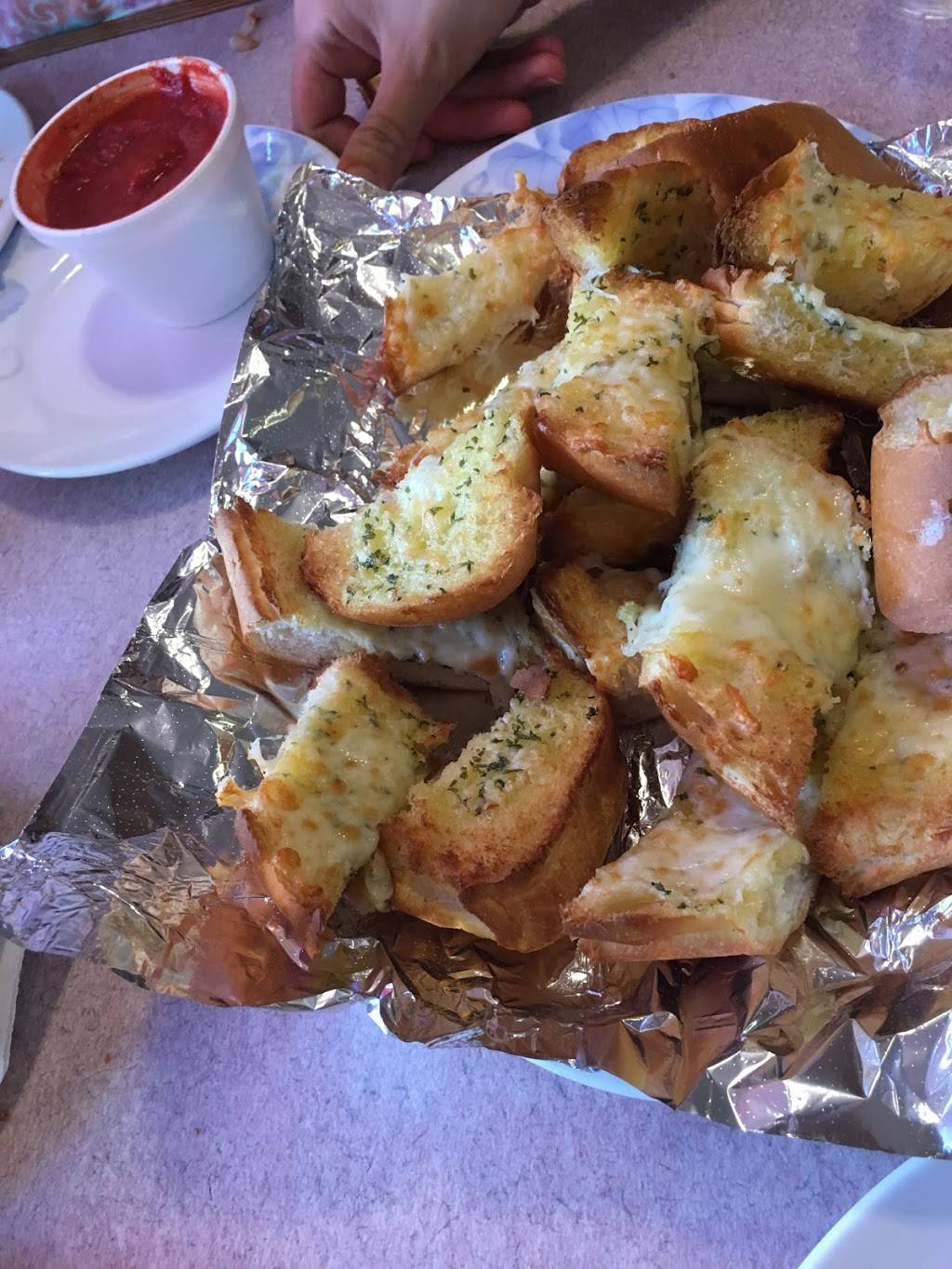 ABC PIZZA | restaurant | 2233 Northampton St, Holyoke, MA 01040, USA | 4135344222 OR +1 413-534-4222