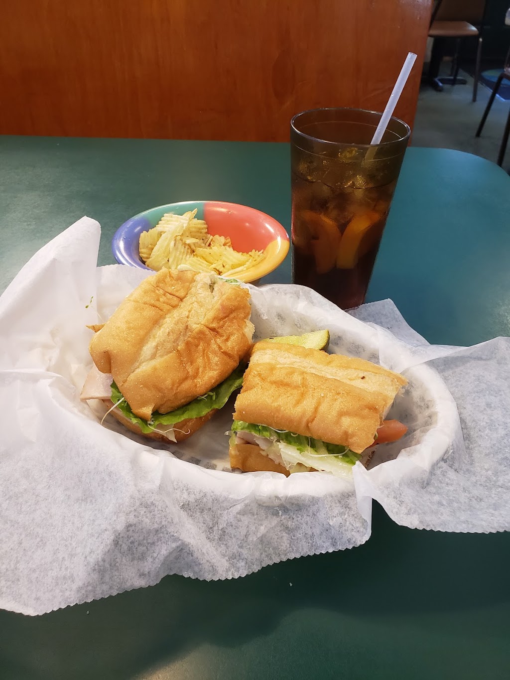 Mother Earths Cafe | restaurant | 512 Eglin Pkwy NE, Fort Walton Beach, FL 32547, USA | 8508633092 OR +1 850-863-3092