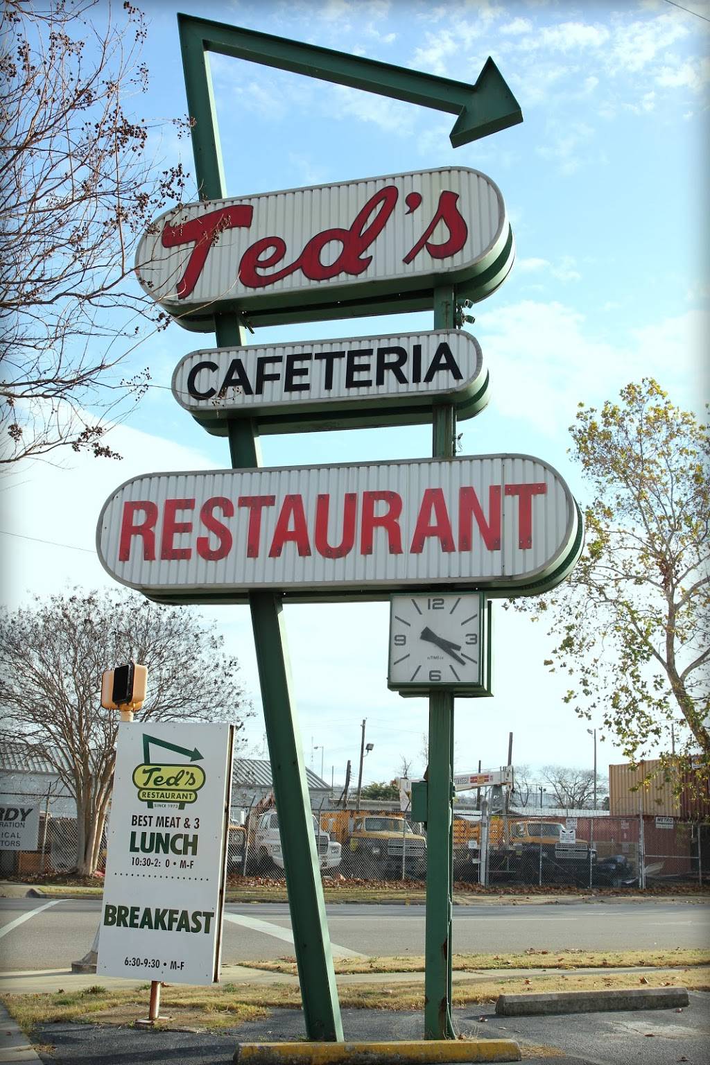 Teds Restaurant | restaurant | 328 12th St S, Birmingham, AL 35233, USA | 2053242911 OR +1 205-324-2911