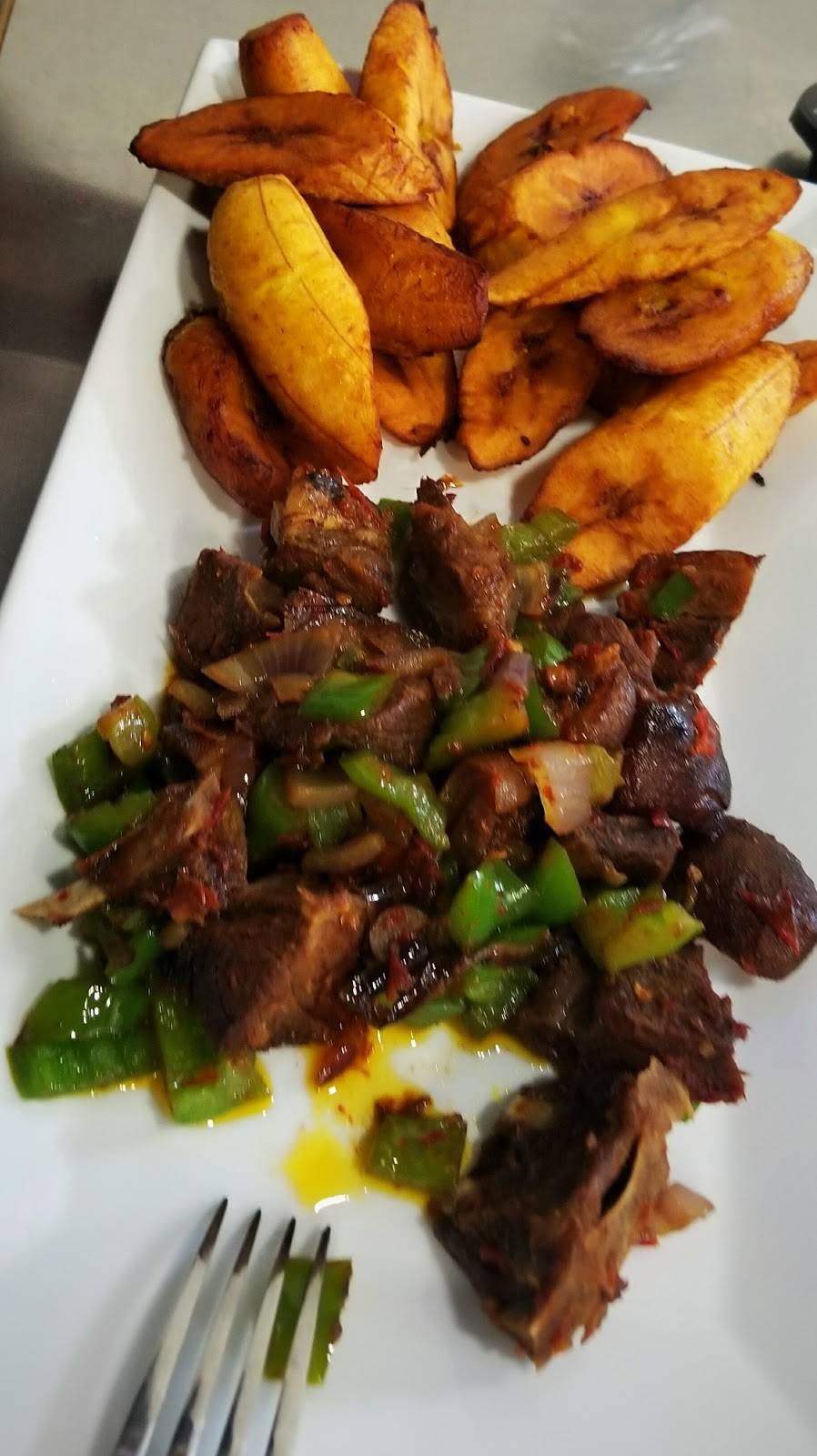 TASTE AFRIK | restaurant | 1201 W Arbrook Blvd #101, Arlington, TX 76015, USA | 6823237609 OR +1 682-323-7609