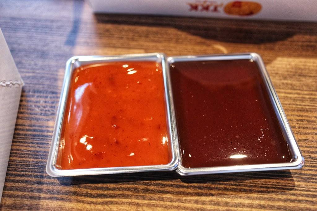 TKK Fried Chicken | meal takeaway | 1 Beale St, Quincy, MA 02170, USA | 6174810785 OR +1 617-481-0785