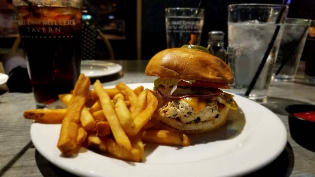 Matt The Millers Tavern | restaurant | 11 City Center Dr, Carmel, IN 46032, USA | 3178051860 OR +1 317-805-1860