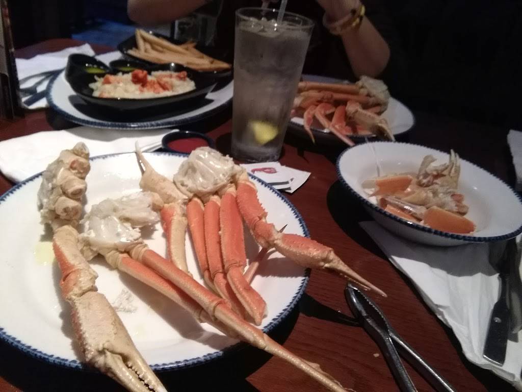Red Lobster | restaurant | 2400 S Pleasant Valley Rd, Winchester, VA 22601, USA | 5407229490 OR +1 540-722-9490