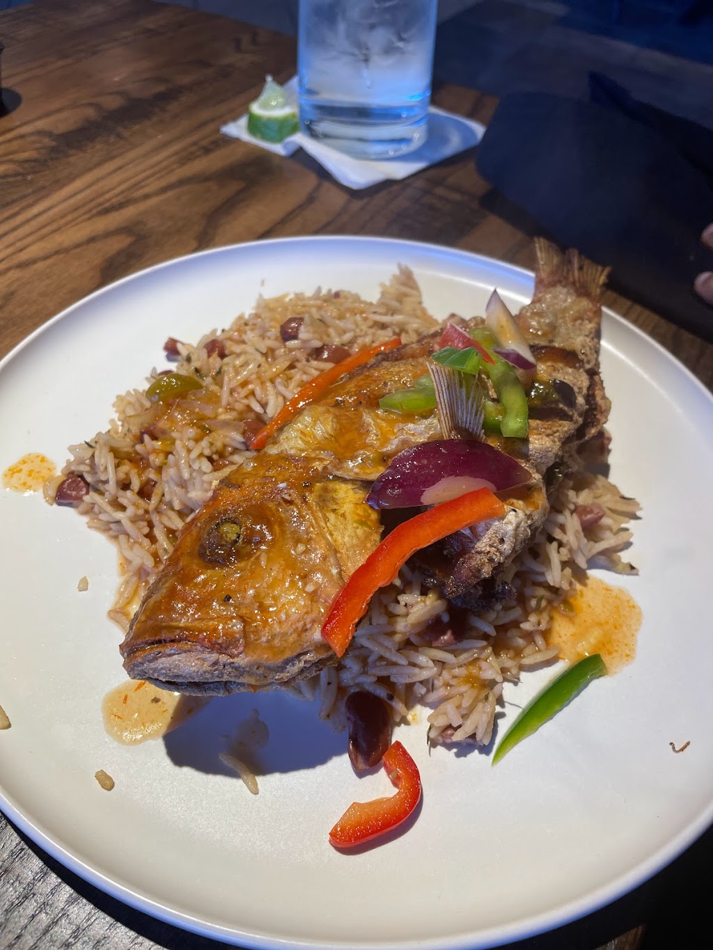 Zekes Kitchen & Bar | restaurant | 4454 S Cobb Dr SE Ste. 101, Smyrna, GA 30080, USA | 6782935176 OR +1 678-293-5176