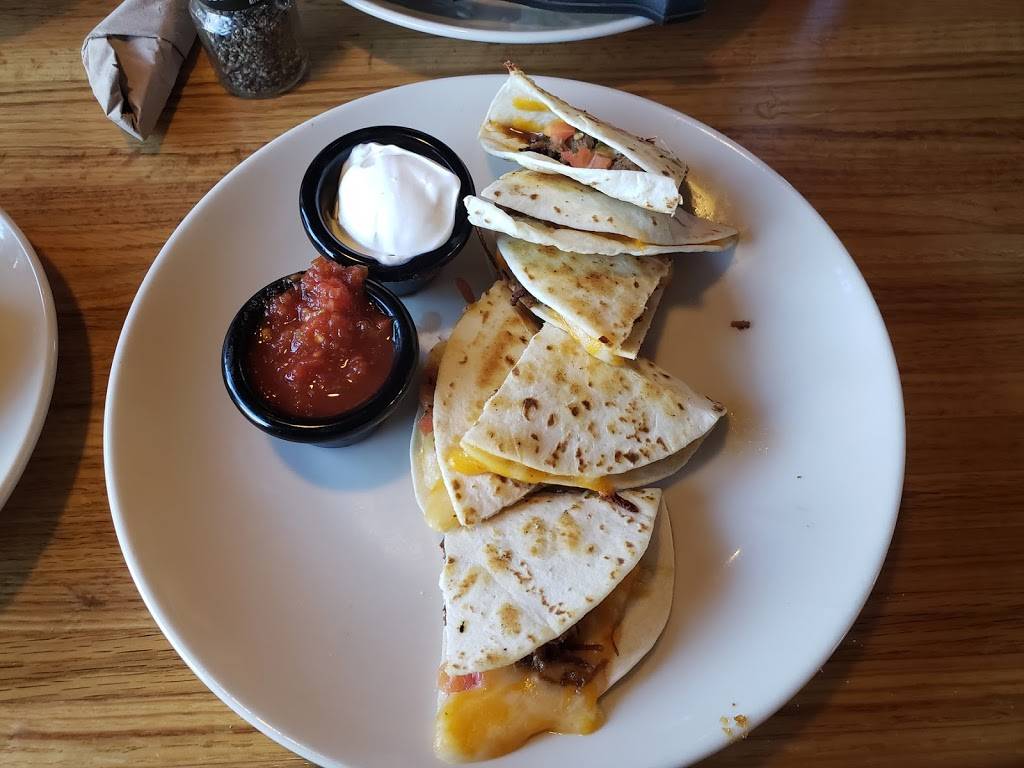 Applebees Grill + Bar | restaurant | 8292 S University Blvd, Centennial, CO 80122, USA | 3037703383 OR +1 303-770-3383