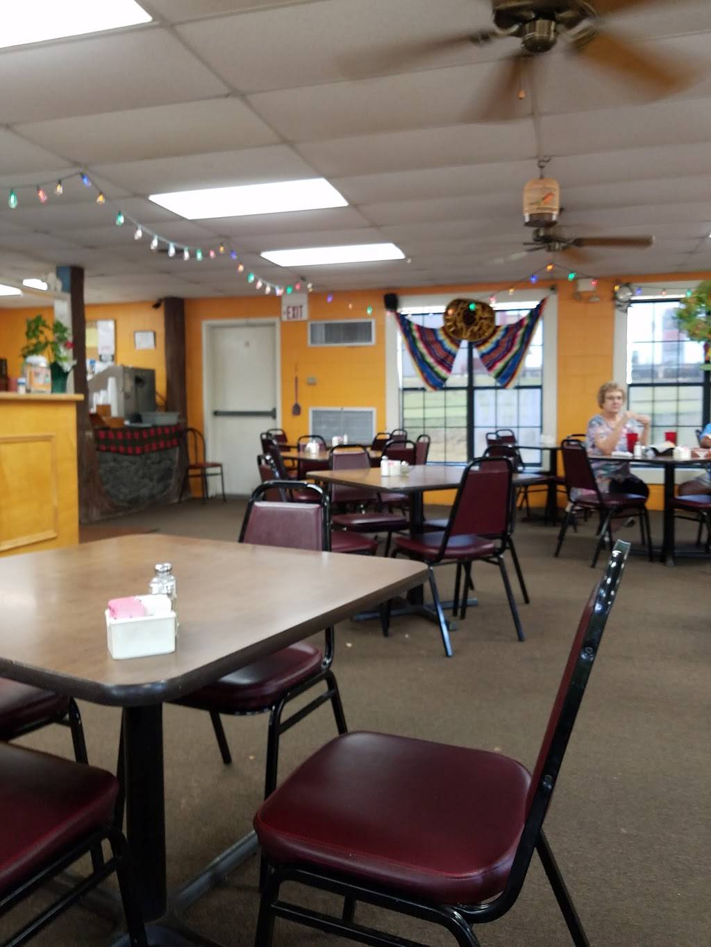 Pepes Mexican Restaurant | restaurant | 1048 State Rte 531, Minden, LA 71055, USA | 3183820710 OR +1 318-382-0710