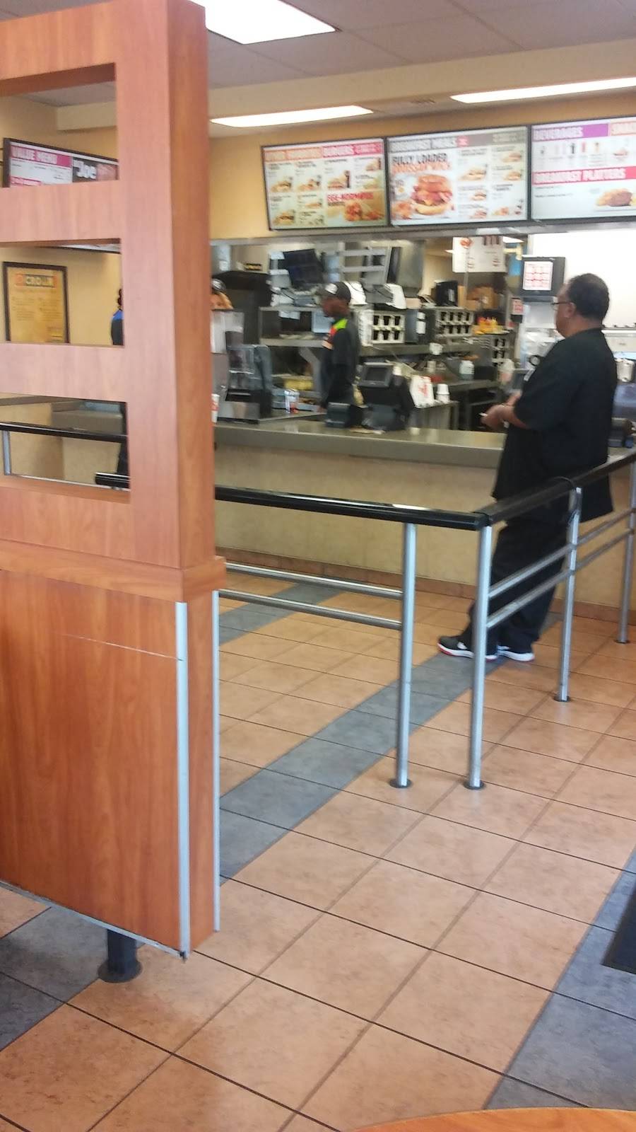 Burger King | restaurant | 583 Beasley Rd, Jackson, MS 39206, USA | 6012868076 OR +1 601-286-8076