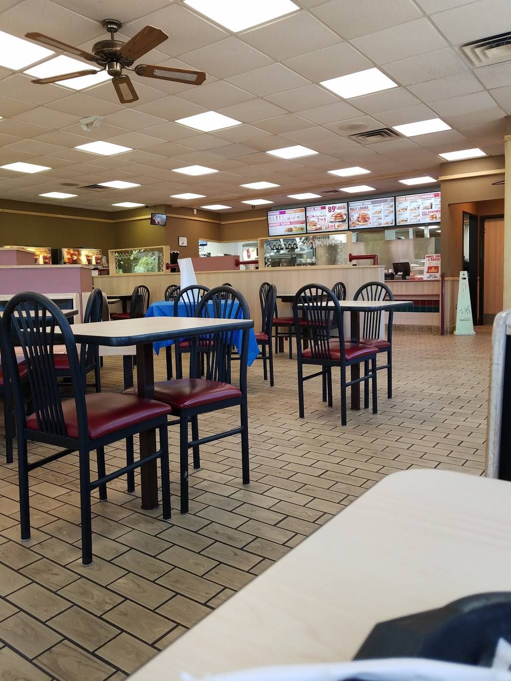 Burger King | restaurant | 2333 Ogden Ave, Aurora, IL 60504, USA | 6305851329 OR +1 630-585-1329