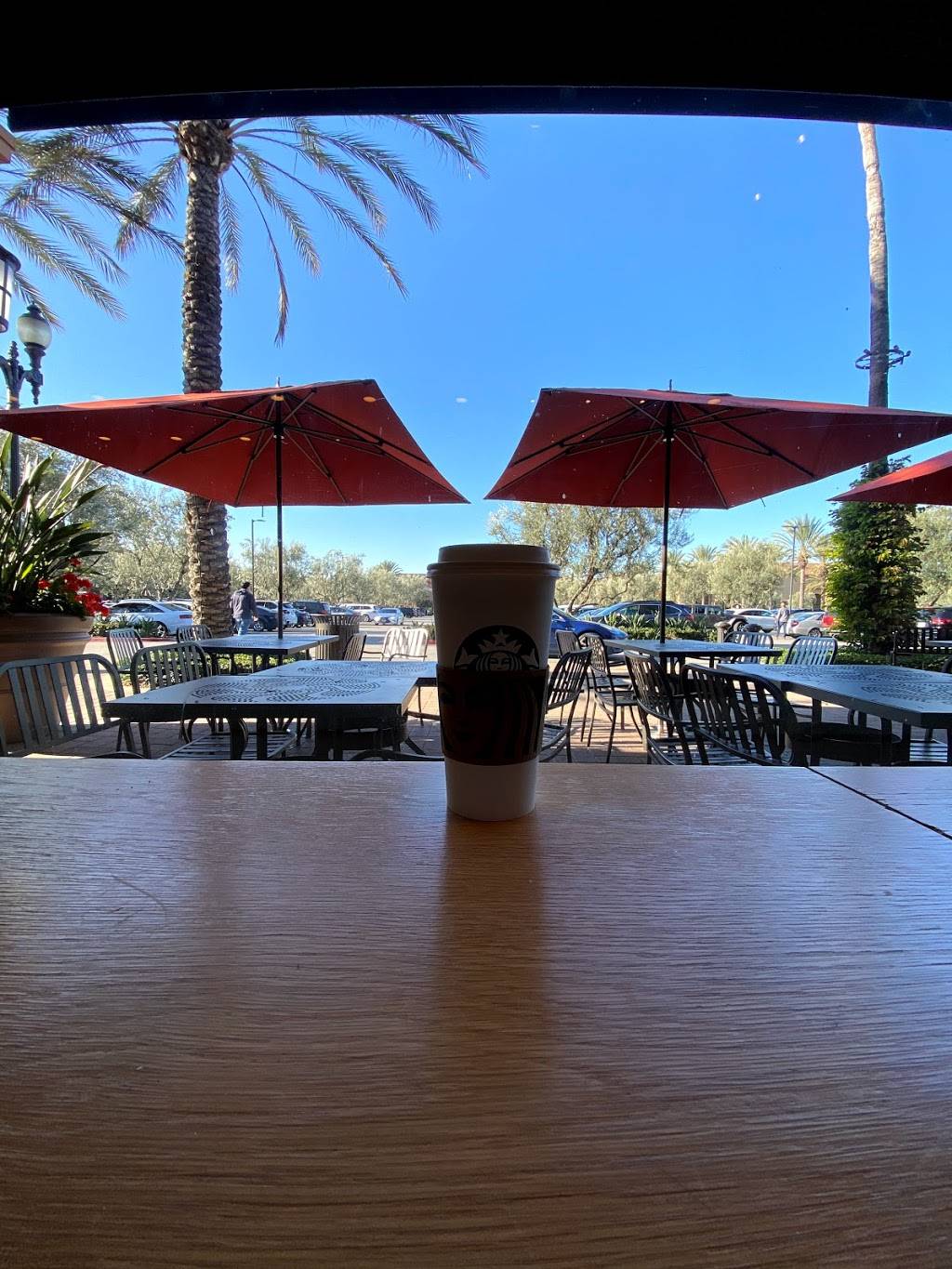 Starbucks | cafe | 6364 Irvine Blvd, Irvine, CA 92620, USA | 9497860825 OR +1 949-786-0825