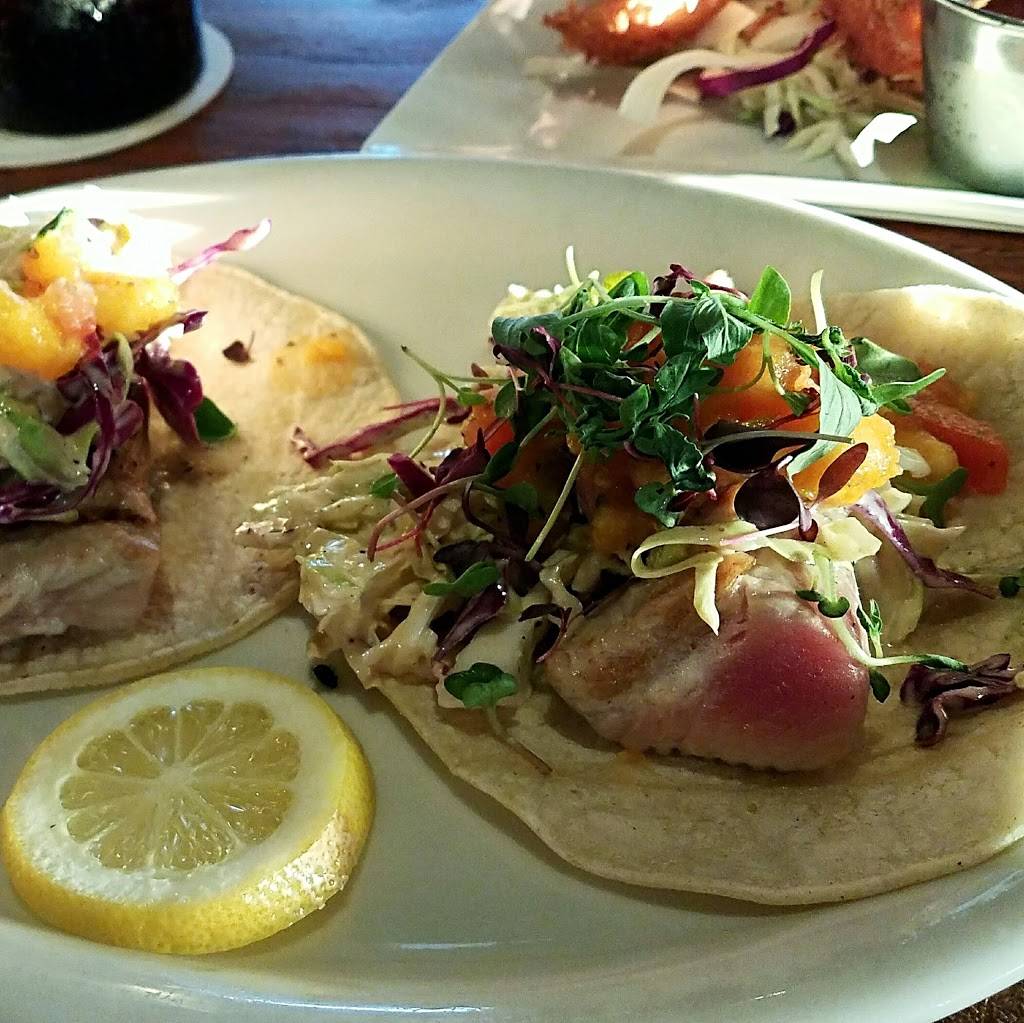 Breakers Restaurant & Bar | restaurant | 66-250 Kamehameha Hwy G120, Haleiwa, HI 96712, USA | 8086379898 OR +1 808-637-9898