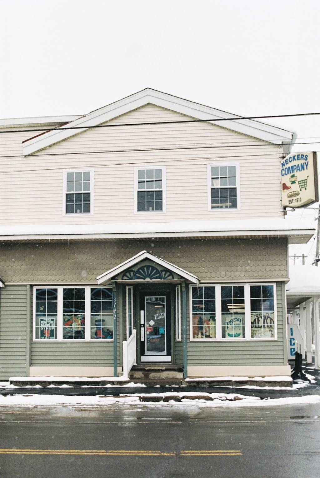 Neckers Company General Store | meal takeaway | 8742 W Main St, Clymer, NY 14724, USA | 7163554432 OR +1 716-355-4432