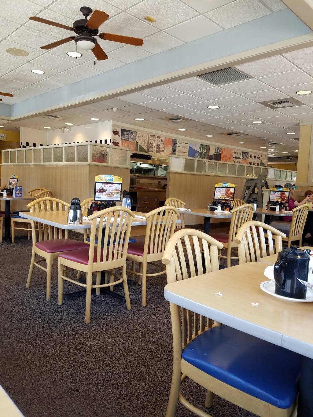 IHOP | restaurant | 401 Center Dr, Superior, CO 80027, USA | 3034992177 OR +1 303-499-2177