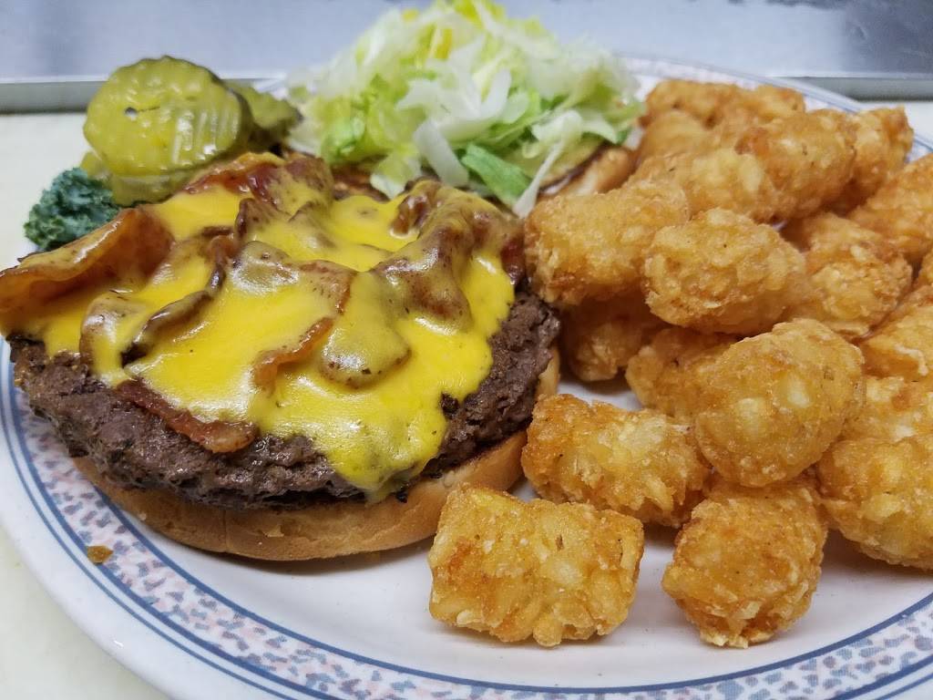 Neufeldts Restaurant | restaurant | 190 Main St, Aumsville, OR 97325, USA | 5037494095 OR +1 503-749-4095