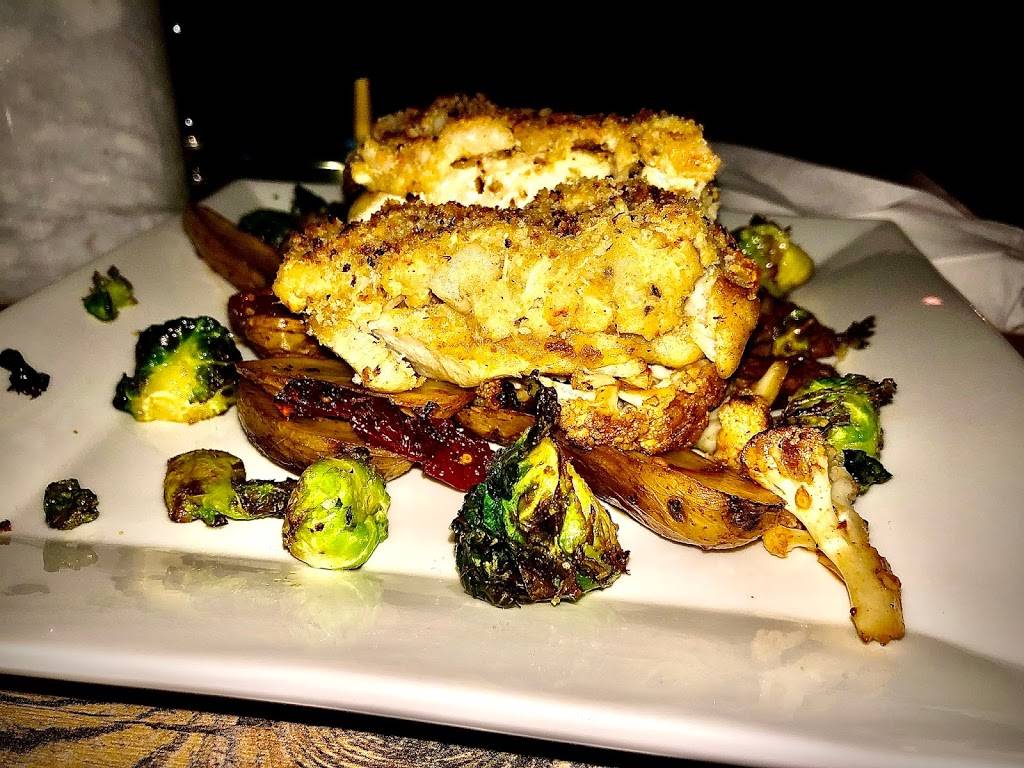 Dunes Bistro | restaurant | 960 Cipriana Dr, Myrtle Beach, SC 29572, USA | 8437122212 OR +1 843-712-2212