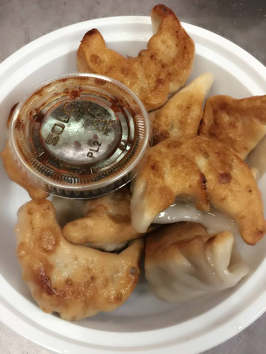 Wah-Chun Chinese Restaurant | restaurant | 3721, 218 Grand Ave, New Haven, CT 06513, USA | 2037851957 OR +1 203-785-1957