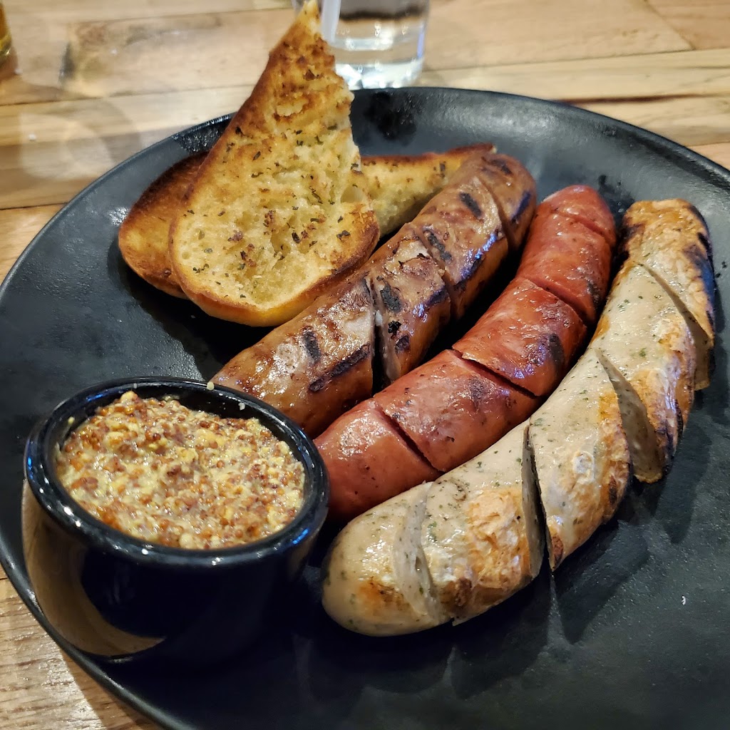 Hoffs Steaks and Steins | restaurant | 5454 Main St #123, Frisco, TX 75033, USA | 4698884324 OR +1 469-888-4324