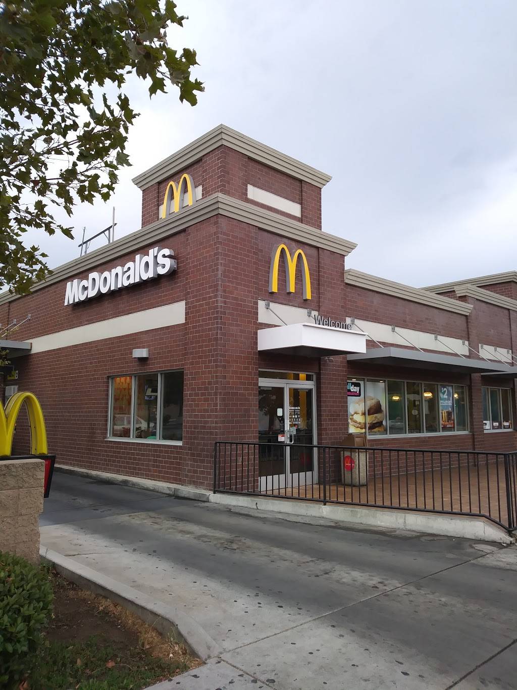 McDonalds | cafe | 5008 N Figueroa St, Los Angeles, CA 90042, USA | 3239821581 OR +1 323-982-1581