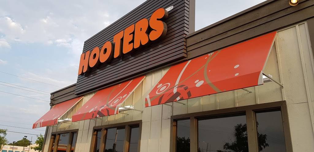Hooters | meal takeaway | 12914 Northwest Fwy, Houston, TX 77040, USA | 7136594668 OR +1 713-659-4668