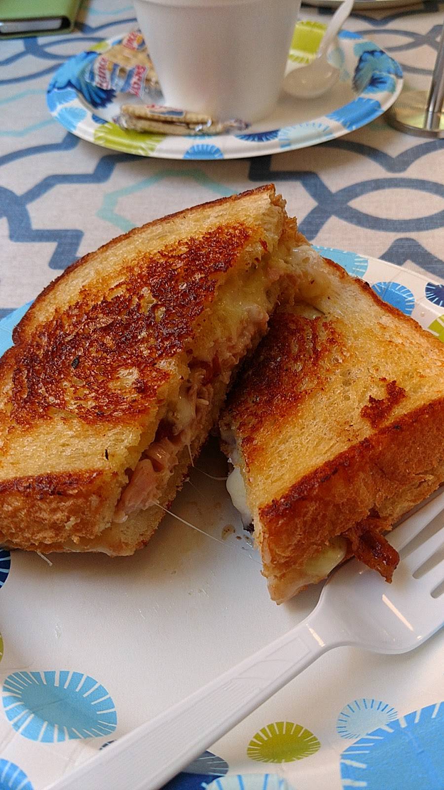 Main Street Cafe & Catering | restaurant | 117 W Main St, Jonesborough, TN 37659, USA | 4237532460 OR +1 423-753-2460