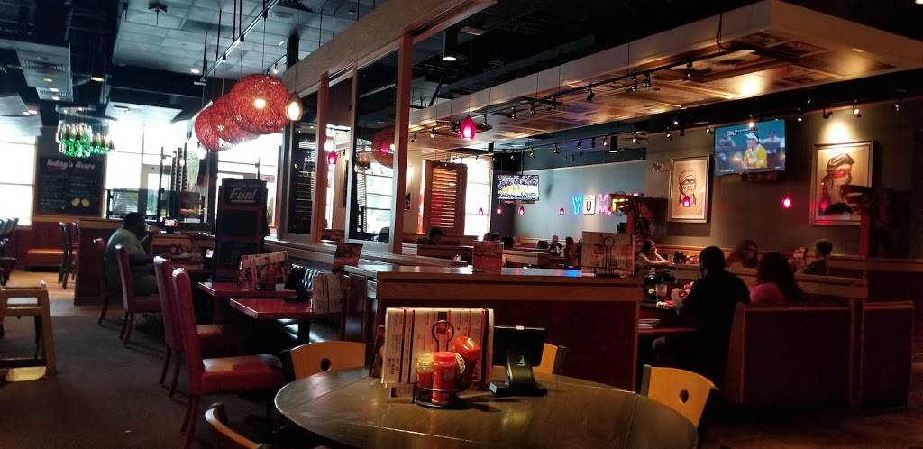 Red Robin Gourmet Burgers and Brews | restaurant | 6419 W Newberry Rd, Gainesville, FL 32605, USA | 3523322861 OR +1 352-332-2861