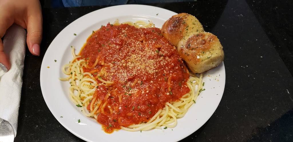 Nina’s Pizzeria | restaurant | 2822 E Osceola Pkwy, Kissimmee, FL 34743, USA | 4072014014 OR +1 407-201-4014