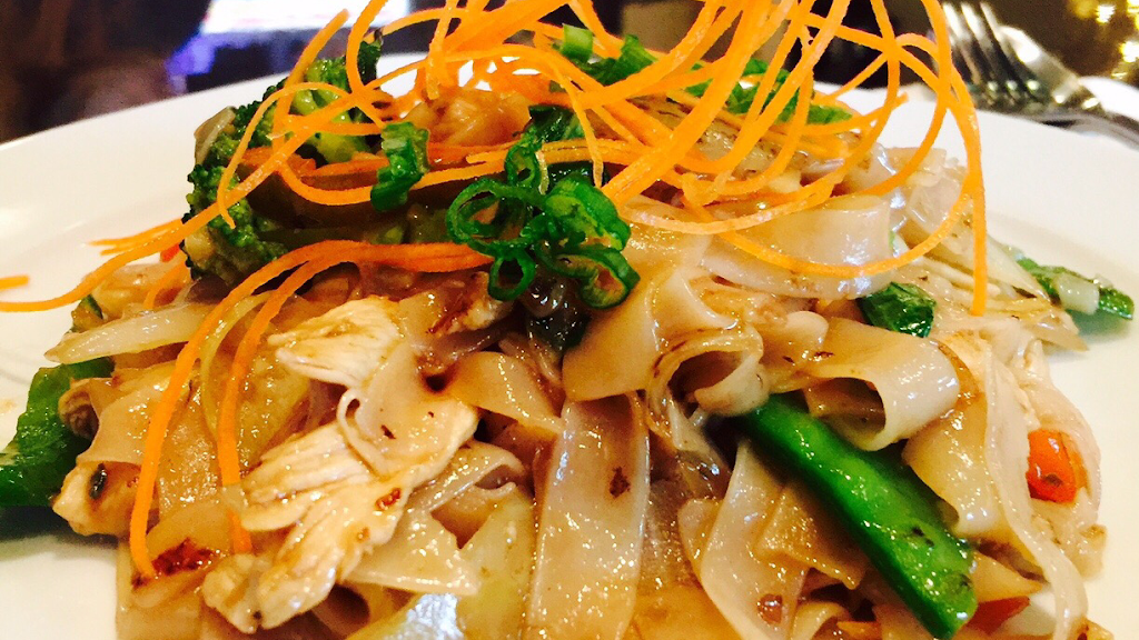 Thai Oishi Restaurant | restaurant | 1535 Town Center Dr, Lakeland, FL 33803, USA | 8633330657 OR +1 863-333-0657