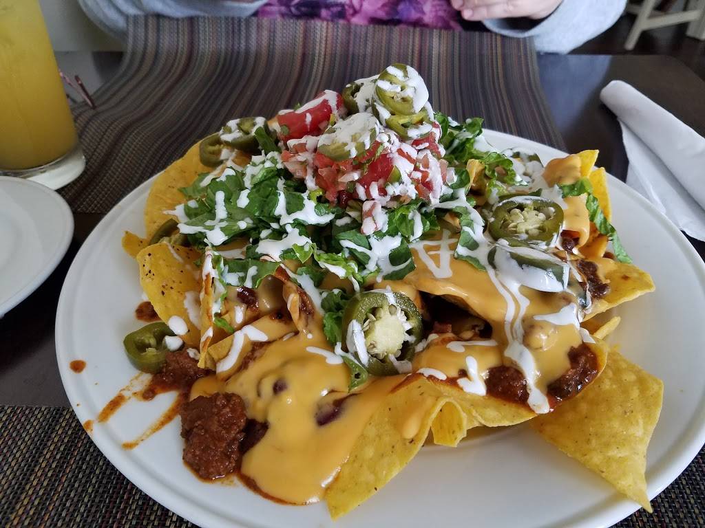 Lake Izac Tavern | restaurant | 174 Horseshoe Cir, Gordonsville, VA 22942, USA | 54083294009590 OR +1 540-832-9400 ext. 9590