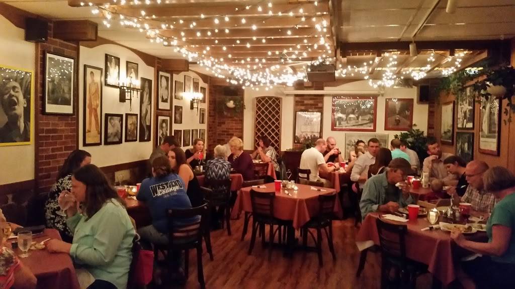 Angelos | restaurant | 5801 Monona Dr, Monona, WI 53716, USA | 6082221464 OR +1 608-222-1464