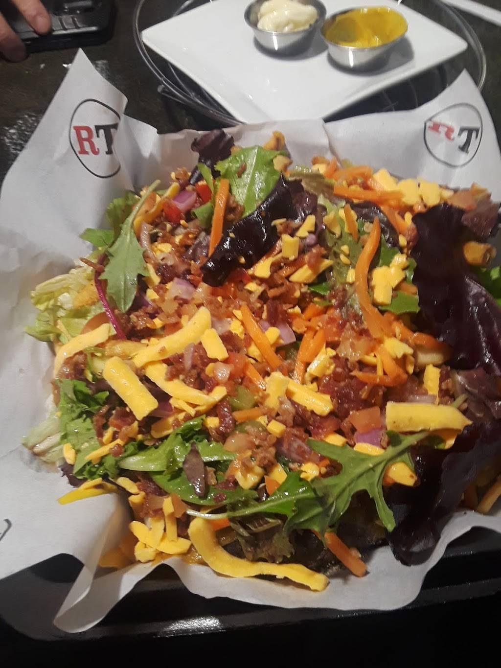 Ruby Tuesday | restaurant | 14001 US-40, Kansas City, MO 64136, USA | 8163736465 OR +1 816-373-6465