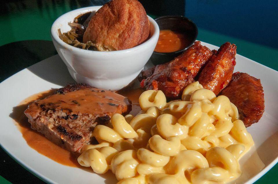 VEGA Cafe & Smokehaus | restaurant | 8 W Norris Rd Suite A, Norris, TN 37828, USA | 8654984115 OR +1 865-498-4115