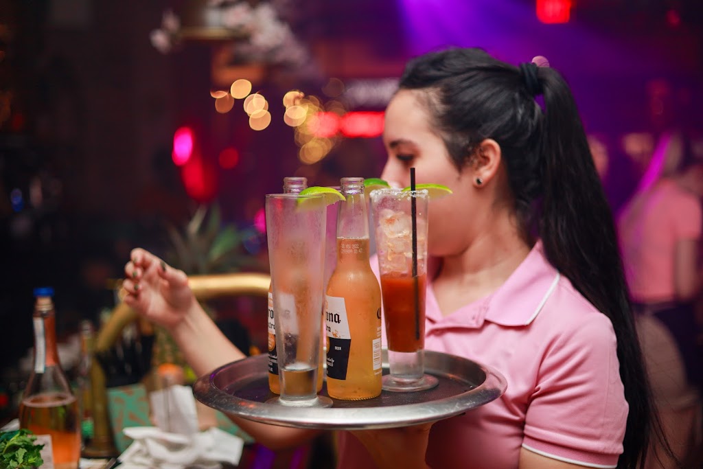 Salao Cuban Restaurant & Bar - Live music | night club | 1642 SW 8th St, Miami, FL 33135, USA | 3056428989 OR +1 305-642-8989