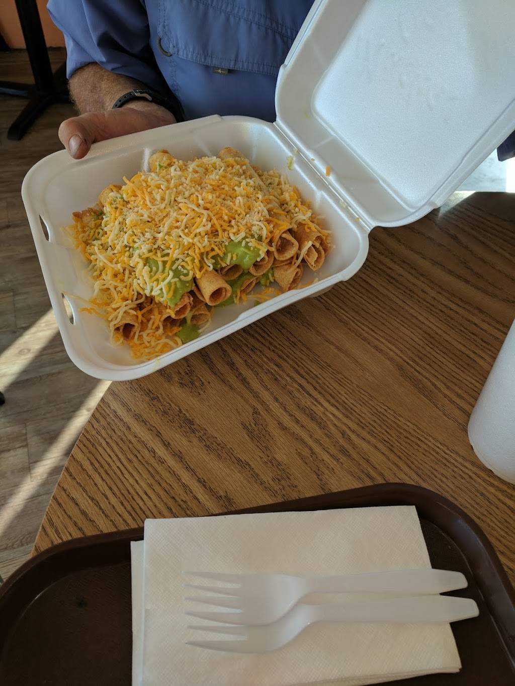 Alanbertos Mexican Food | restaurant | 1495 S Solano Dr, Las Cruces, NM 88001, USA | 5755328888 OR +1 575-532-8888