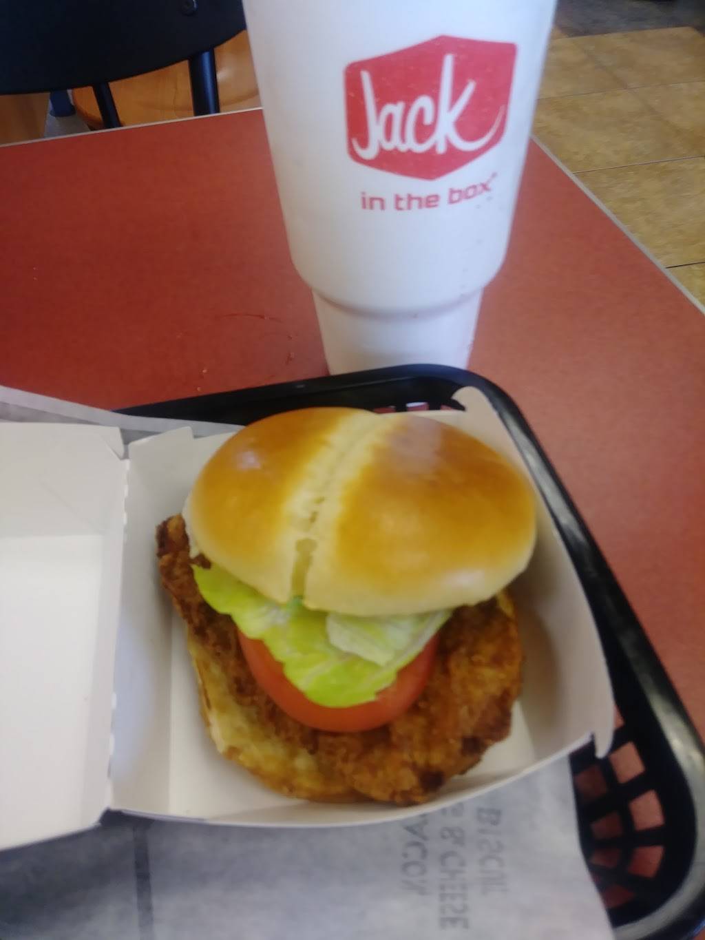 Jack in the Box | restaurant | 6100 Howdershell Rd, Hazelwood, MO 63042, USA | 3148951716 OR +1 314-895-1716