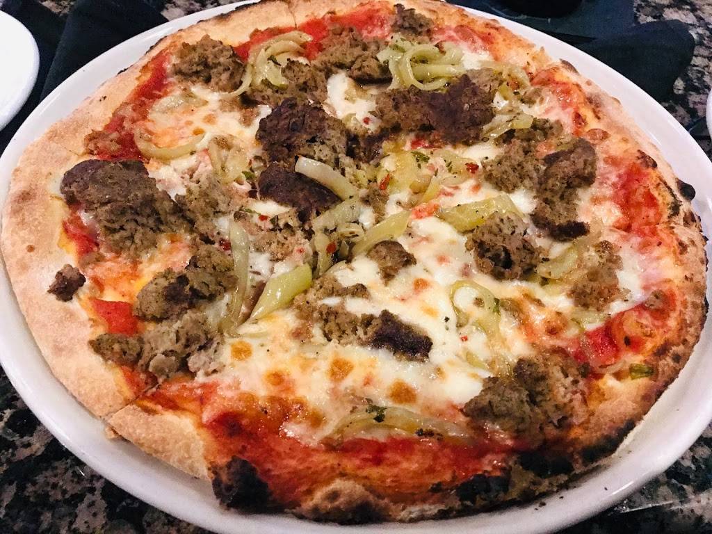 Salvatores Italian Grill | restaurant | 8720 E Market St, Warren, OH 44484, USA | 3306097777 OR +1 330-609-7777