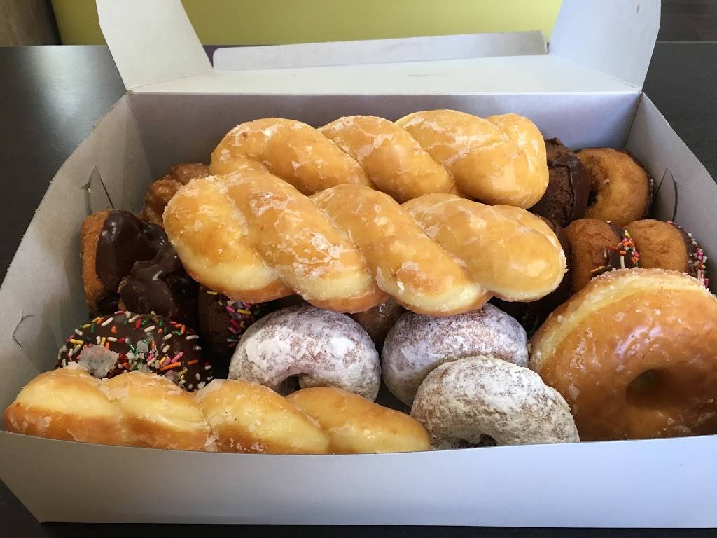 Rose Café & Donuts | cafe | 994 Saratoga Ave, San Jose, CA 95129, USA | 4083793299 OR +1 408-379-3299