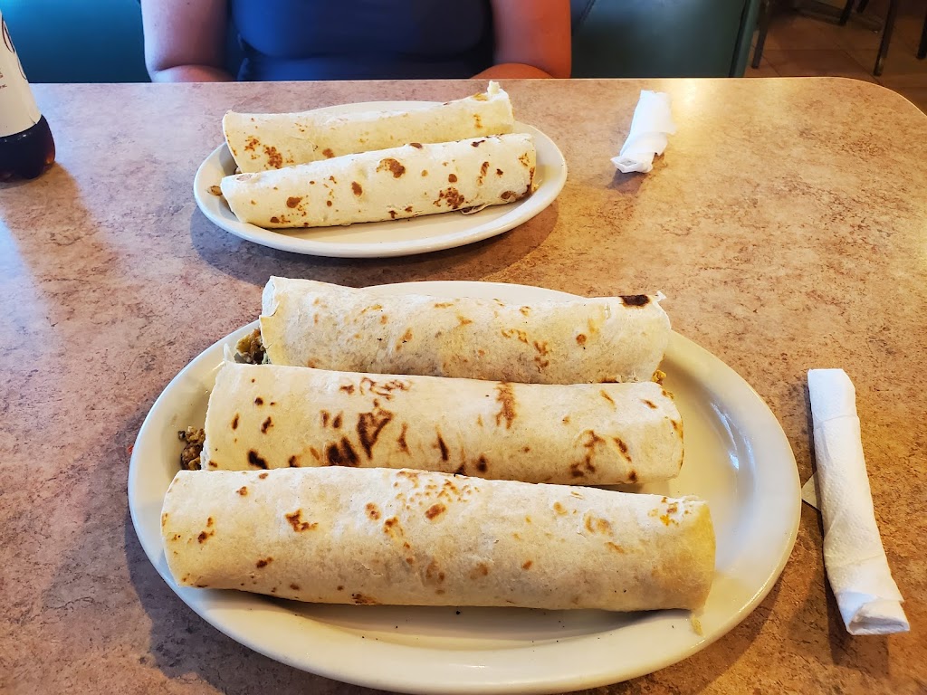 El Campanario | restaurant | 411 E Florida Ave, Midland, TX 79701, USA | 4322188365 OR +1 432-218-8365