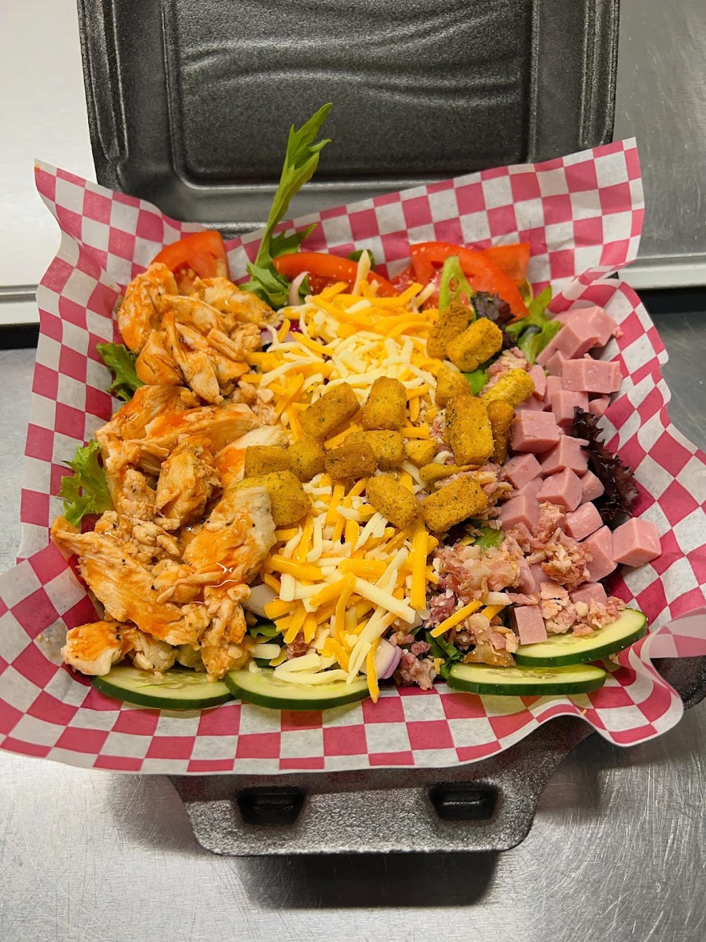 Freedom Diner | restaurant | 214 E McIntyre St, Mullins, SC 29574, USA | 8435610016 OR +1 843-561-0016