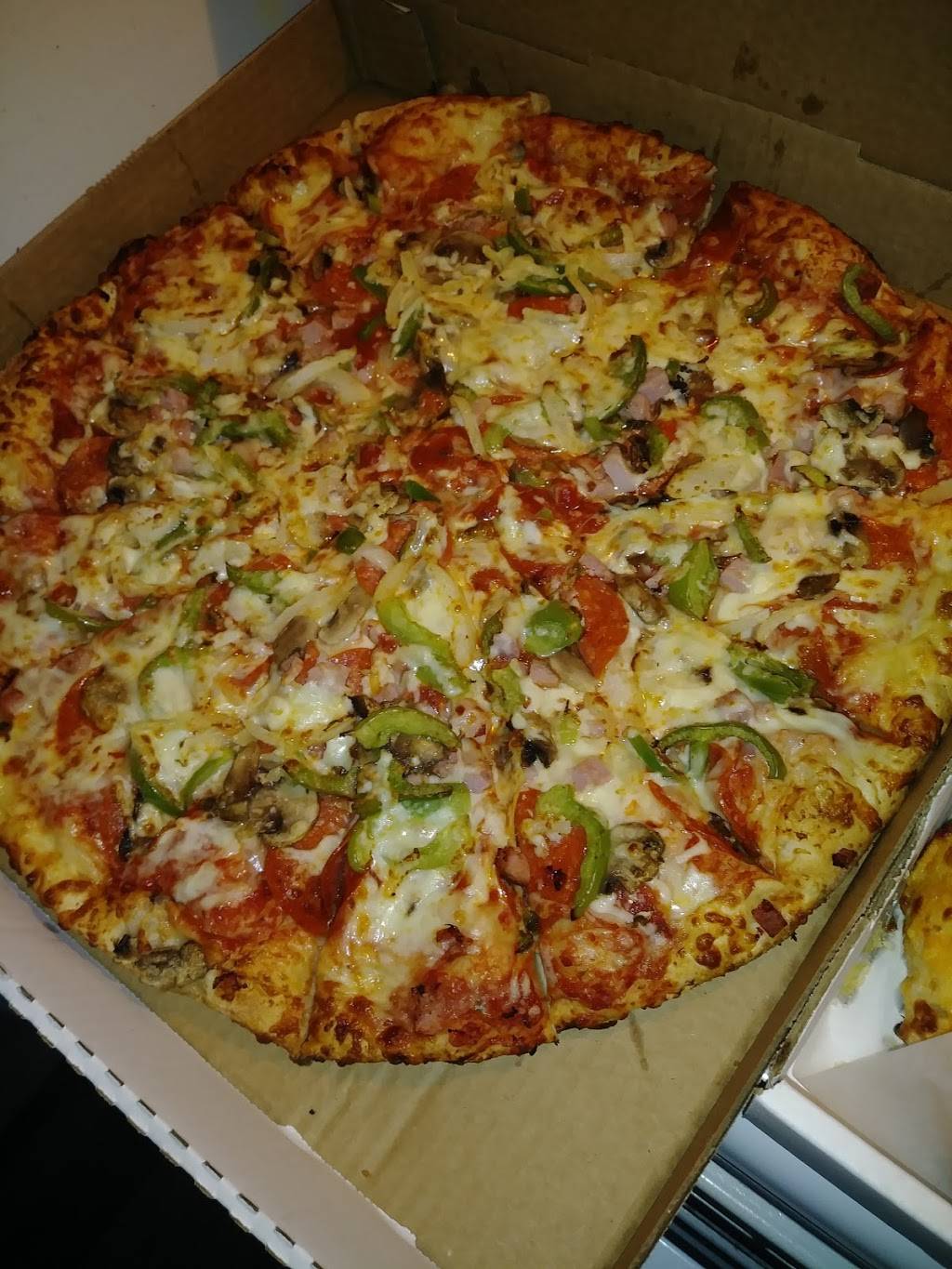 Mr Steves Pizza | restaurant | 3810 Oakwood, Melvindale, MI 48122, USA | 3133810642 OR +1 313-381-0642