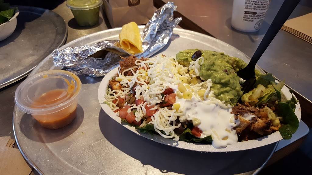 Chipotle Mexican Grill | restaurant | 4930 W Broad St, Richmond, VA 23230, USA | 8042824081 OR +1 804-282-4081