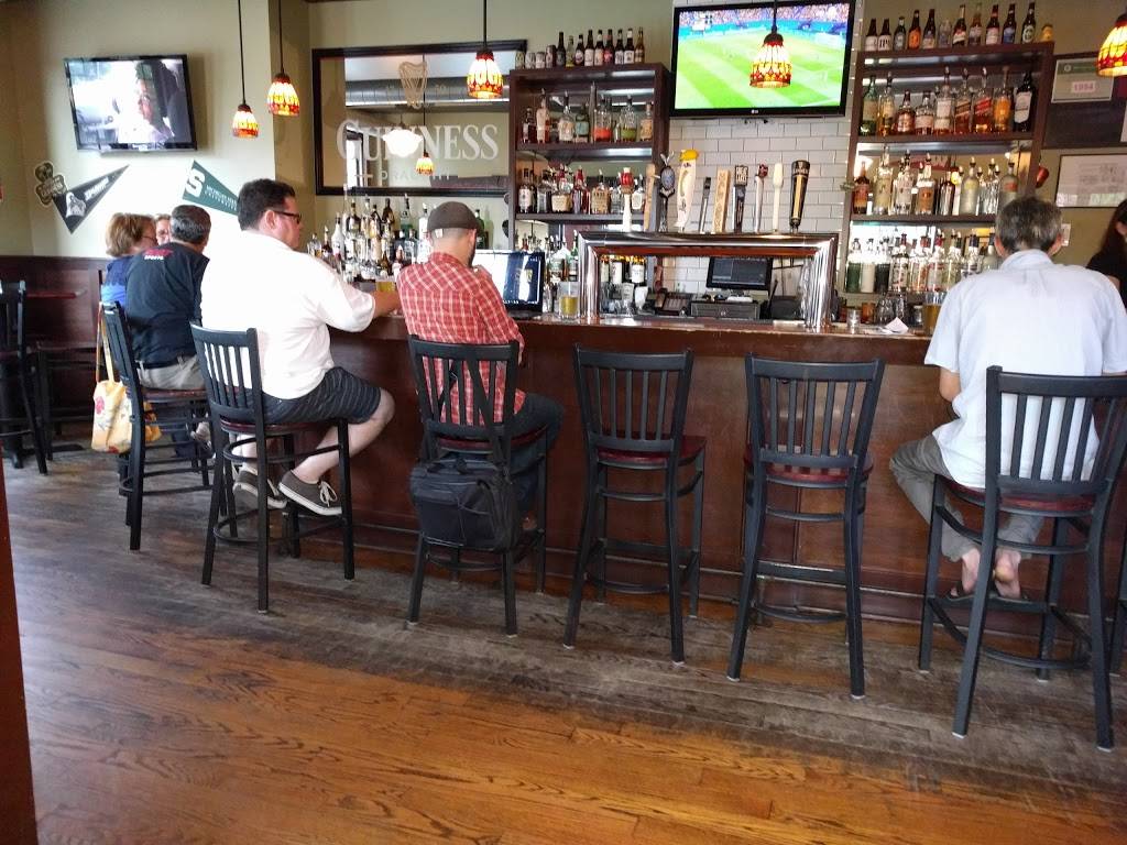 Burkes Public House | restaurant | 5401 N Broadway, Chicago, IL 60640, USA | 7739441109 OR +1 773-944-1109