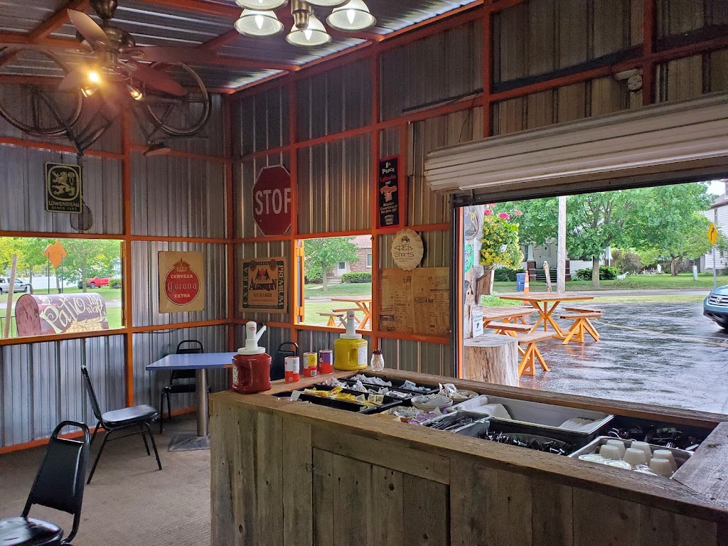 Meats & Mooore | restaurant | 1411 S Wenona St, Bay City, MI 48706, USA | 9898935413 OR +1 989-893-5413