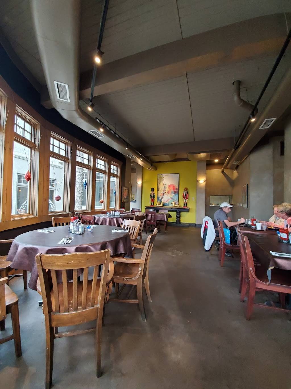 Pegasus Restaurant | restaurant | 313 Jerry St, Castle Rock, CO 80104, USA | 3036886746 OR +1 303-688-6746