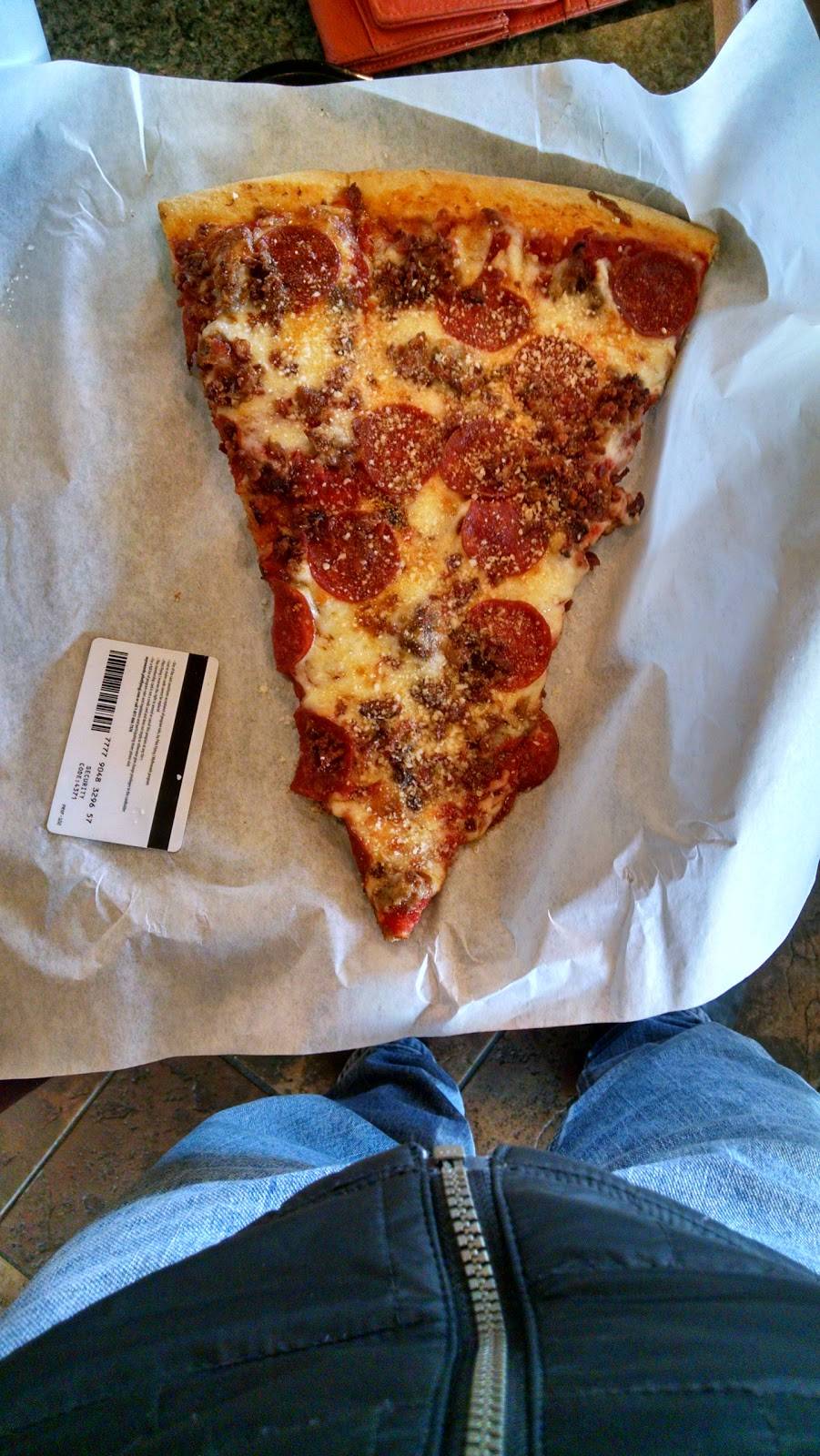 Bacci Pizza | meal delivery | 1100 IL-83, Bensenville, IL 60106, USA | 6304227500 OR +1 630-422-7500