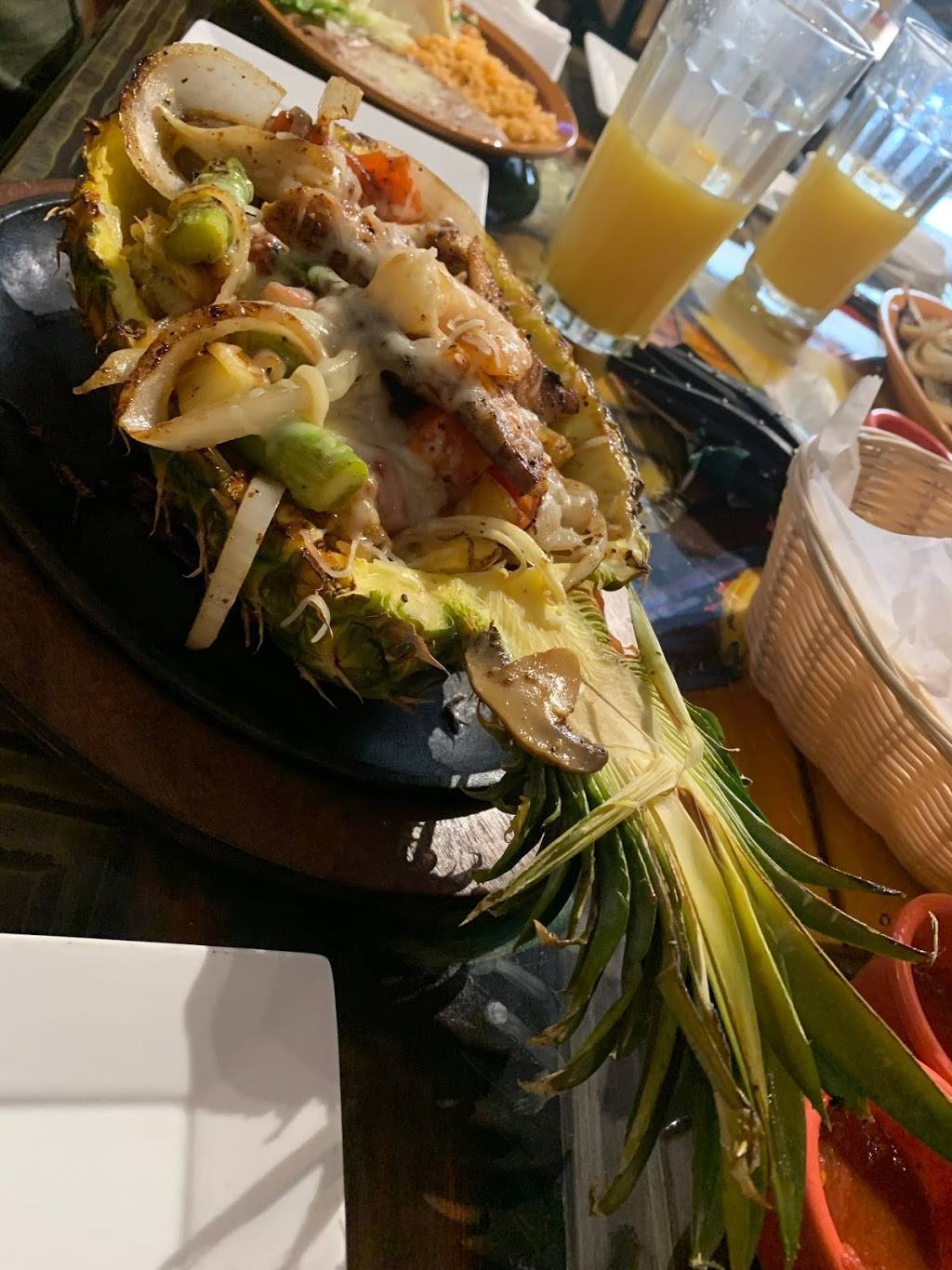 Mr Tequila Mexican Restaurant | restaurant | 2700 Immokalee Rd Suite 12, Naples, FL 34110, USA | 2394315378 OR +1 239-431-5378