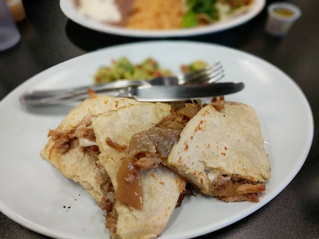 Carnitas Michoacan | restaurant | 2503 Beacon Ave S, Seattle, WA 98144, USA | 2063233688 OR +1 206-323-3688