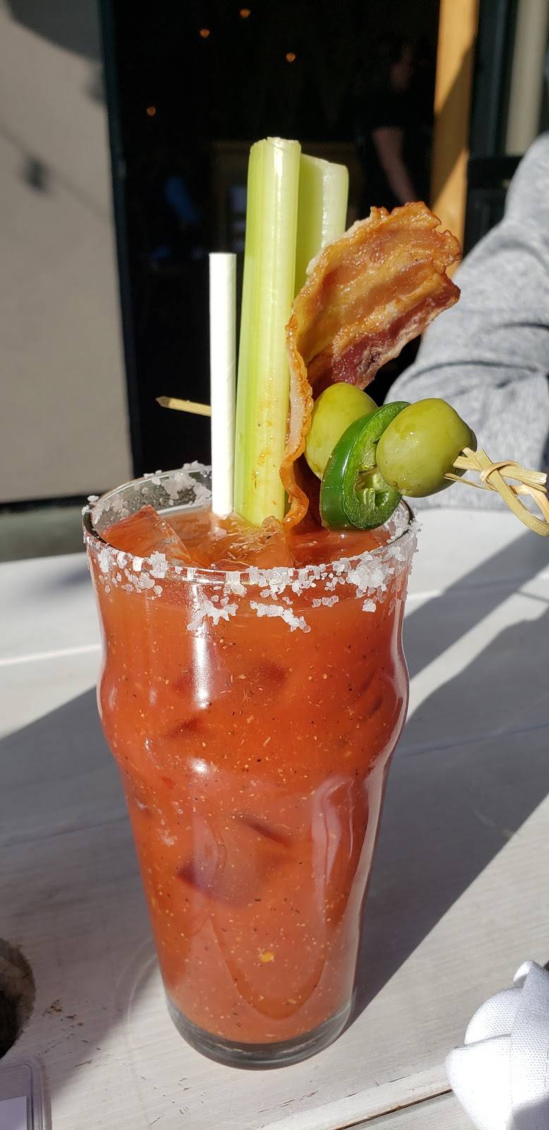 Eureka! | restaurant | 234 Gibson Dr Suite 100, Roseville, CA 95678, USA | 9168649500 OR +1 916-864-9500